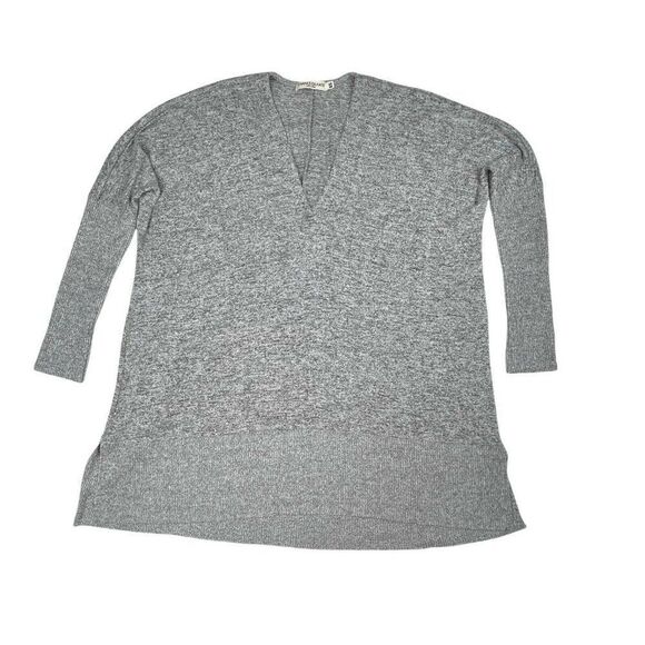 Chance Or Fate Hacci V Neck Tunic Sweater Gray - Picture 2 of 9